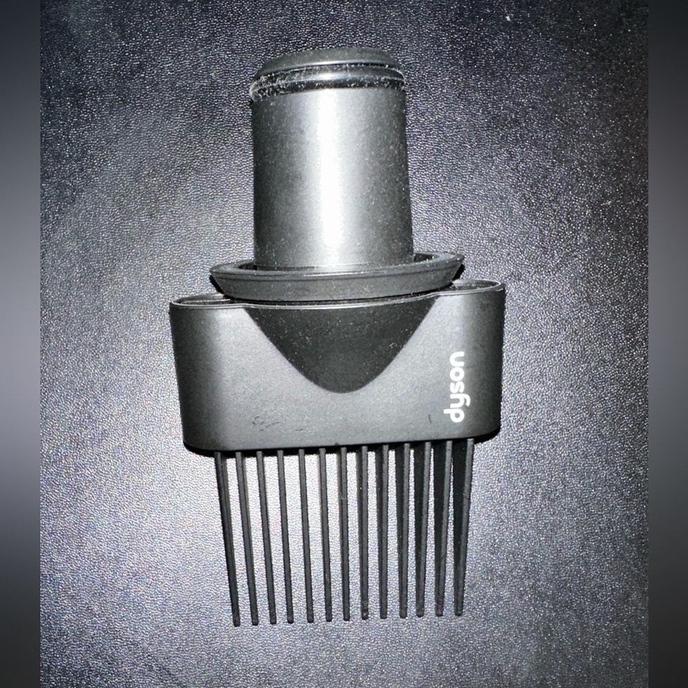 Mint condition - Dyson Blow dryer comb attachment